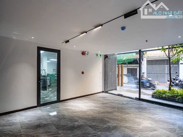 Bán Tòa Nhà VP Đào Duy Anh P.5 Q.PN 12,5 x 11,5m Cn 120m2 7Tầng HĐT 110tr/th Giá 37tỷ - 9