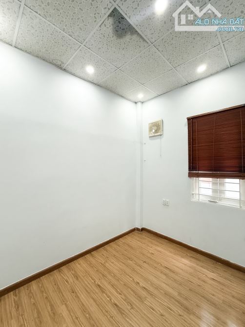🔥 NHÀ 2 MẶT HẺM - BẠCH ĐẰNG, P15 BÌNH THẠNH - VUÔNG VẮN, NỞ HẬU - CHỈ 4.35 TỶ TL🔥 - 9