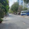 BÁN NHÀ KHU PHÂN LÔ, XE HƠI NGỦ TRONG NHÀ, NGAY LÝ PHỤC MAN CHỈ 5.6 TỶ