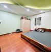 NHÀ CẦU GIẤY 40M2 5 TẦNG MONING ĐỖ CỬA NGAY SÂN ĐỖ Ô TÔ NGÀY ĐÊM CÁCH Ô TÔ TRÁNH 1 NHÀ.