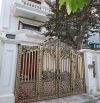Chuyển vào Vinhomes sinh sống gia đình bán căn nhà 4.5 tầng tại trung tâm tổ 5 Giang Biên