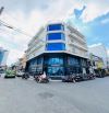 Tòa nhà góc 2 mặt tiền Hầm 7 tầng DT: 20x14m Giá: 80 tỷ Thu nhập 3,6 tỷ/năm