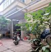 Bán nhà Vị Trí cực đẹp phố đi bộ Trịnh Công Sơn, Dt 115m2, 3T, giá nhỉnh 18 tỷ.
