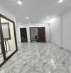 Nhà đẹp xây mới, Gần cầu Vĩnh Tuy Long Biên chỉ 6.2 tỷ ty