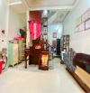 5.7 TỶ - NHÀ HẺM XE TẢI TÂN BÌNH - GẦN SIÊU THỊ EMART - DT 5.5*11M ĐÚC 2 TẤM