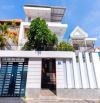 Giá 26tỷ - 8x25 (200m2) Nhà đẹp kiểu biệt thự 1 trệt 1 lầu khu Bàu Cát, đường oto thông nh