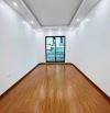 Bán nhà mặt phố Xã Đàn 2, dt 53,5m x 4 tầng, giá nhỉnh 17tỷ, mặt tiền 4,2m, ô tô vào nhà