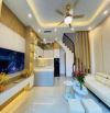Siêu hot, bán nhà Vĩnh Hưng, nhà mới tinh ở ngay, ngõ to thoáng sáng, oto, 5 tầng, hơn 5tỷ