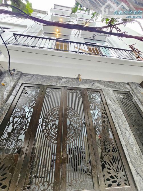 BÁN CHUNG CƯ MINI KHAI THÁC TỐT- PHỐ THANH NHÀN, 52M 5 TẦNG, DÒNG TIỀN 55 TRIỆU/THÁNG