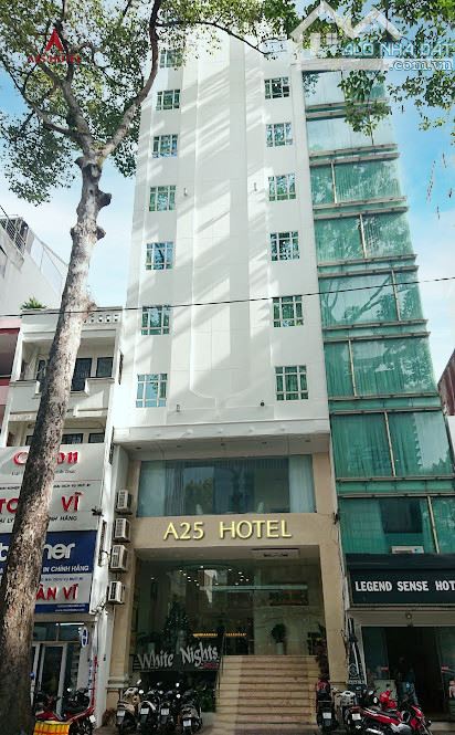 Bán khách sạn 57 phòng- mặt tiền bùi thị xuân gần cmt8- dt: 8.1x18- 9 tầng- 185 tỷ