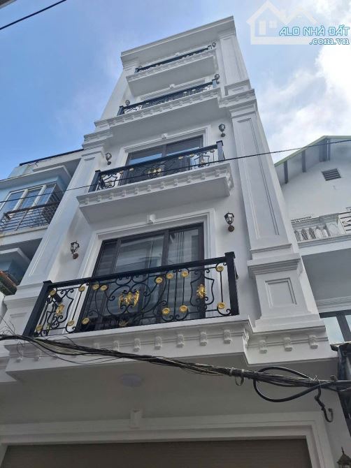 HÀNG HIẾM - BÁN NHÀ ĐẸP TẠI TỨ HIỆP, THANH TRÌ 50M X 5 TẦNG, MỚI CHỈ HƠN 5 TỶ