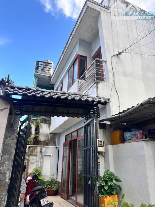 Nhà đẹp 108m² Nguyễn Thị Thập Quận 7 Chỉ 5.5 tỷ