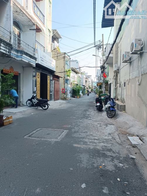 Bán nhà hẻm 7m Trịnh Đình Trọng Tân Phú 9.5x22m đúc lửng giá 25 tỷ TL (gần Khuông Việt)