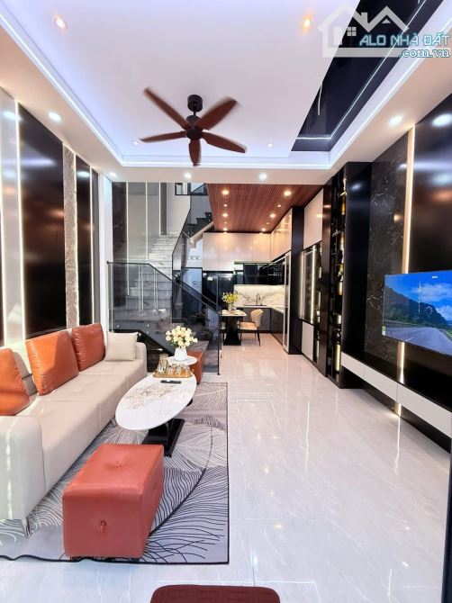 🌟NHÀ 3 TẦNG FULL NỘI THẤT –ĐƯỜNG HÙNG VƯƠNG- GẦN CHỢ CỒN – TRUNG TÂM ĐÀ NẴNG – CHỈ 4 TỶ x