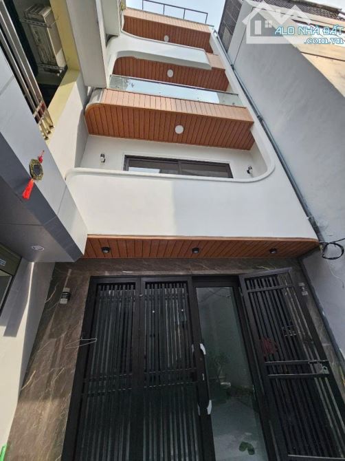 Siêu ngon giá đầu tư - nhà 49m x 5 tầng - MT 4,6m giá 7,95 tỷ