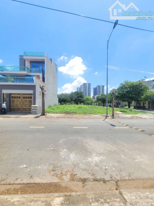 8,2Tỷ TL🔥Bán đất Biệt Thự_200m2_KDC The Seasons p.Lái Thiêu, Tp.Thuận An