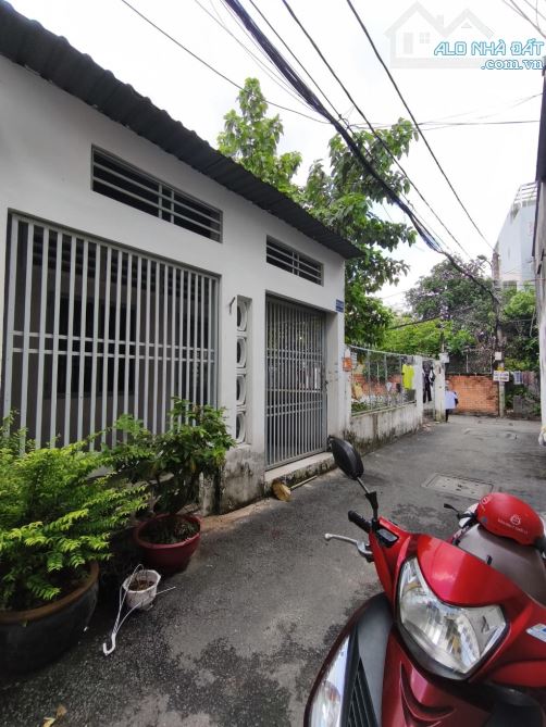 Bán nhà HXH 4.5x12m, Nguyễn Oanh, phường 17, Gò Vấp , giá 4.2 tỉ