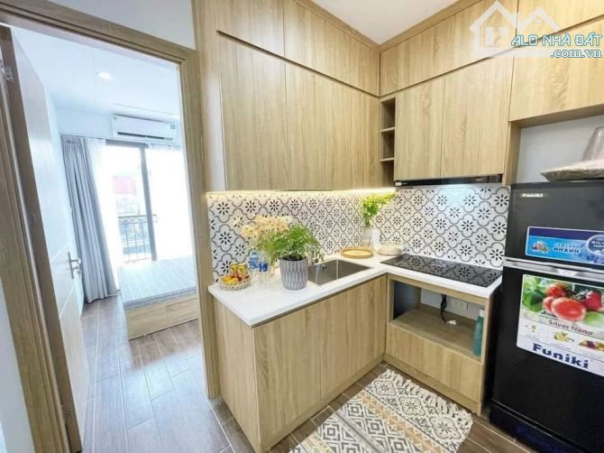 Tòa CHDV Láng Hạ 18 phòng, DT 80tr, ngõ ba gác thông, 20m ra ô tô, gần phố, DT- 80m2, PCCC