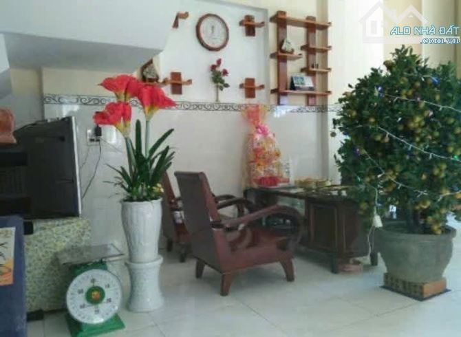 Bán nhà hẻm cạn Hoàng Văn Thụ, phường Lê Hồng Phong, Quy Nhơn, Bình Định