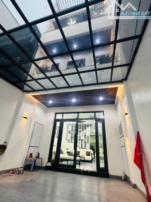 BÁN NHÀ 4 TẦNG ĐẸP LỘNG LẪY - NỘI THẤT CAO CẤP - KINH DOANH - Ô TÔ TRÁNH - VIEW HỒ CẦU TH