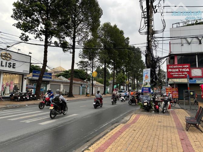 Bán nhà mặt tiền Võ Văn Ngân, TP Thủ Đức DT 4 x 22 = 88m2.