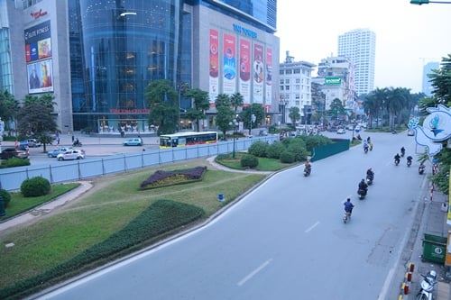 Siêu VIP - Lô góc - Tòa nhà mặt phố Nguyễn Chí Thanh 318m2 11 tầng thang máy 129 tỷ
