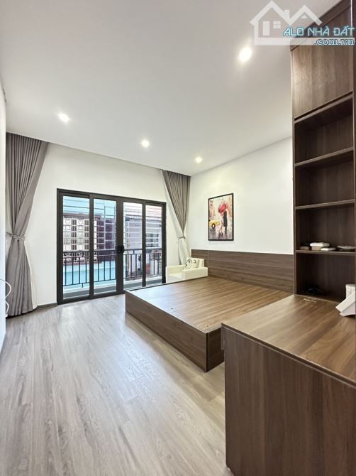NHÀ TÔN ĐỨC THẮNG – ĐỐNG ĐA – DIỆN TÍCH RỘNG - GẦN PHỐ - Ở NGAY - CHƯA ĐẾN 13 TỶ