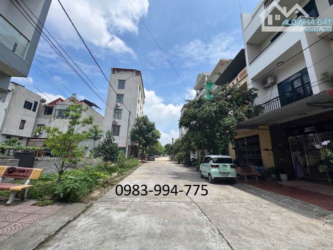 BÁN ĐẤT PHỐ HỒ, THUẬN THÀNH. 50M2 * MT 4,8M * 1,85 TỶ. SÁT PHỐ, NHIỀU TIỆN ÍCH.