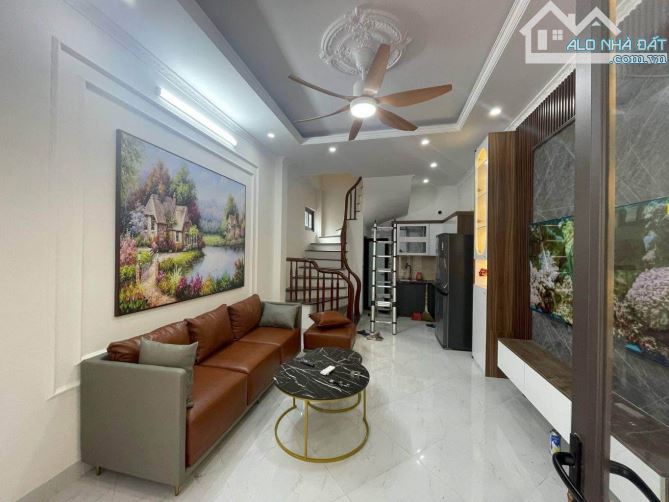 Nhà đẹp Trương Định - Full đồ- Gần Bờ sông Sét  - Gần chung cư Nam Đô.