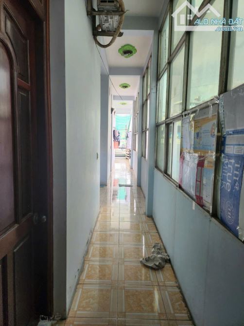 Bán nhà 1 trệt 2 lầu mặt tiền Chợ Đồi, An Bình, Biên Hòa, 170m2, giá 7 tỷ 700. - 1
