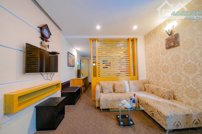 Bán khách sạn 57 phòng- mặt tiền bùi thị xuân gần cmt8- dt: 8.1x18- 9 tầng- 185 tỷ - 1
