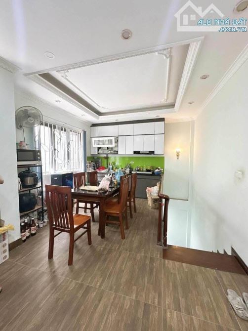 Hiếm - Chỉ 7.x tỷ có nhà Phạm Văn Đồng,5 tầng mt 3.8,1 nhà ra ô tô,sát công viên Hoà Bình - 1
