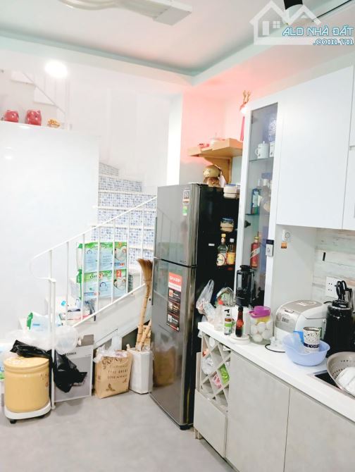 Bán nhà sổ riêng phú nhuận, thuận tiện đi chuyển - 1