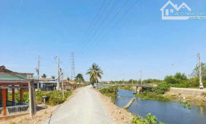 Quá Thơm, Vườn mít 1300m2 đất View Kênh mát mẻ chỉ 1.3 tỷ - 1