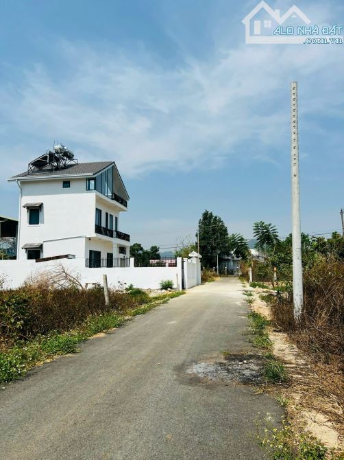 Giảm giá bán gấp Đất Biệt Thự Tà Nung  - Đà Lạt .- 436m2  - Gía 5 tỷ - 1