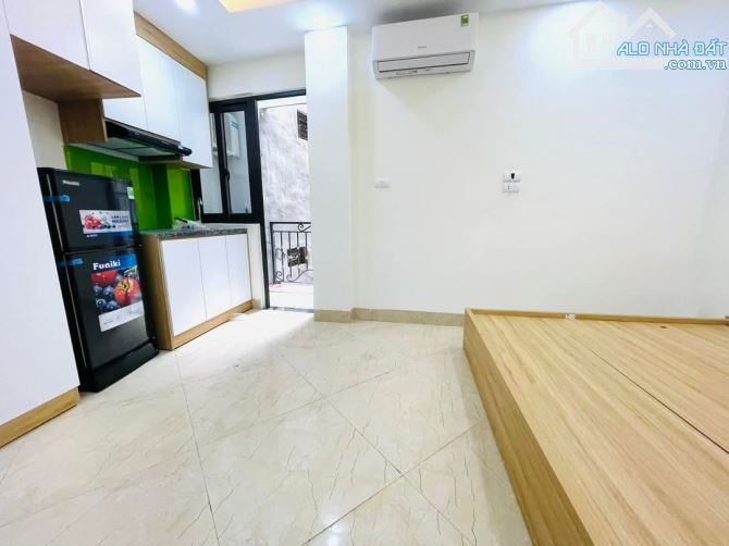 Tổng 10 phòng cho thuê - 55m2 - 2 mặt ngõ - 7 tầng thang máy phố Quan Nhân - 11.2 tỷ - 1