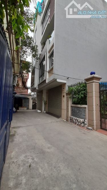 Bán nhà Hồng Tiến, gần cầu Chương Dương,35m²,4 tầng,Lô góc, gần phố, cách oto 2m, 7.2 tỷ - 1
