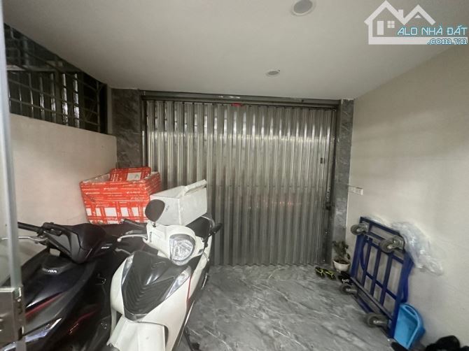 Rẻ quá rồi! 4 tầng -39m2 chỉ 4,95 tỉ Ngọc Thuỵ Long Biên - 1
