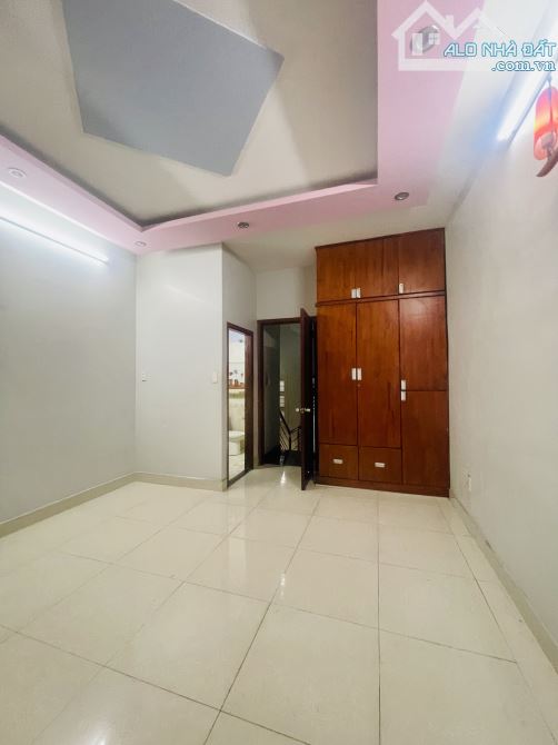 Bán nhà 4 tầng, Phạm Văn Chiêu, Gò Vấp, hẻm 4m, gần Emart giá chỉ 6.3 tỷ - 1