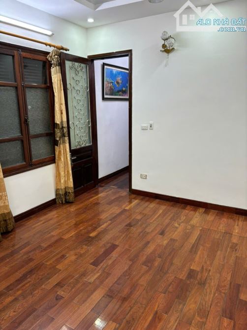 Cho thuê nhà riêng 4 tầng 3 mặt thoáng phố Bùi Ngọc Dương, Thanh Nhàn. - 1