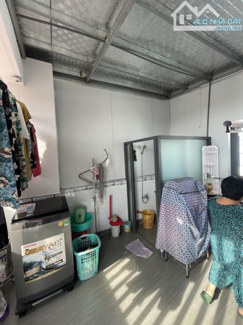BÁN NHÀ MỚI 4 TẦNG CÓ THANG MÁY – HẺM XE HƠI TRÁNH NHAU – TRẦN VĂN KHÁNH, QUẬN 7 – 8.9T tl - 12