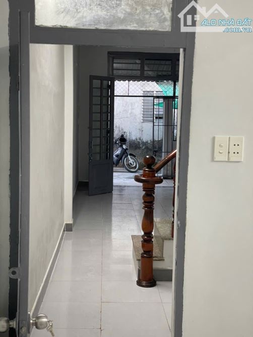 Nhà đẹp 2 tầng – hẻm xe tải – kế chợ đầu mối – giá tốt chỉ hơn 4 tỷ - 2