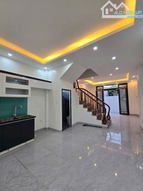 HÀNG HIẾM - BÁN NHÀ ĐẸP TẠI TỨ HIỆP, THANH TRÌ 50M X 5 TẦNG, MỚI CHỈ HƠN 5 TỶ - 2