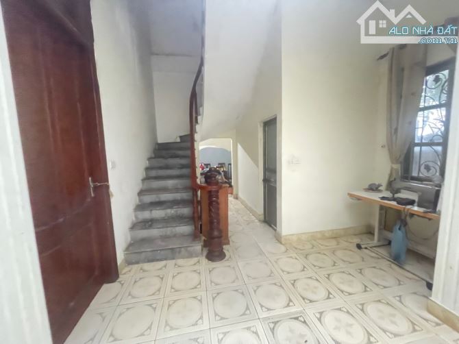 🏡 CHÍNH CHỦ B.ÁN  NH.À PHỐ ĐỨC GIANG – DIỆN TÍCH  223M² – GIÁ CHỈ 15,5TỶ. 💥 HƠN 70 TR - 2