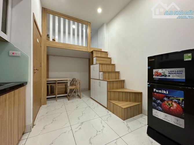 Cho Thuê CCMN 173 Hoàng Hoa Thám Ba Đình 30m2 2N1K Cửa Sổ Ban Công Thang Máy Giặt Riêng - 2