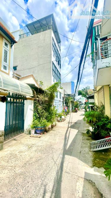 SIÊU PHẨM CĂN GÓC 2 MT, HẺM Ô TÔ NGUYỄN VĂN QUỲ, 6.5x9, 2 TẦNG, GIÁ 5.5 TỶ - 2