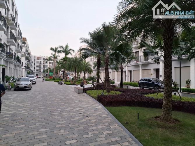 Cần bán liền kề The Manor Central Park, căn góc 100m,40.9 tỷ - 2