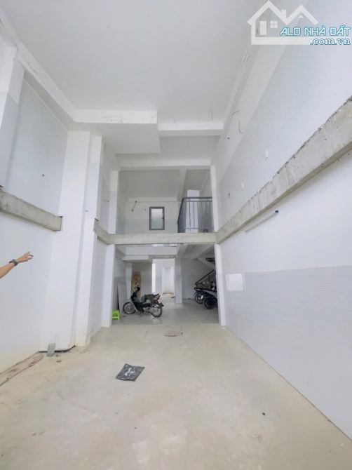 🏠 VỊ TRÍ VIP ĐỖ XUÂN HỢP - CHDV 10 PHÒNG - 120M2 - NHỈNH 9 TỶ TLCC 🏠 - 2