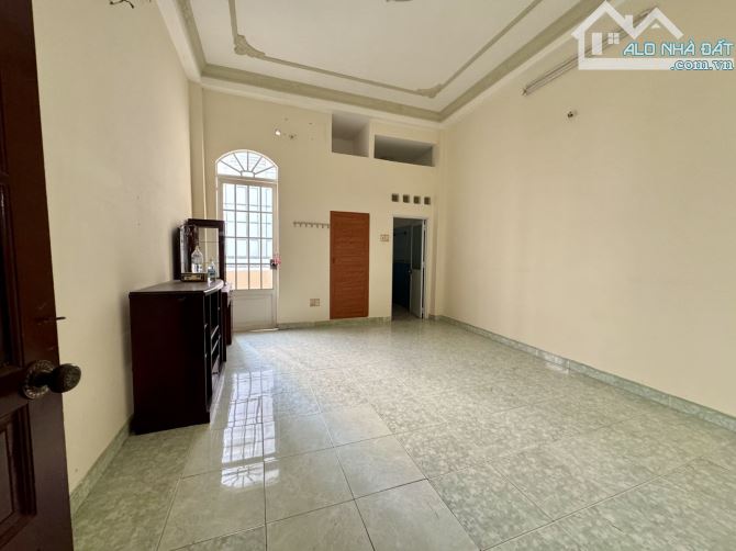 ⚡️HXH NGUYỄN THƯỢNG HIỀN BT _3 TẦNG BTCT Kiên cố DT 76m2 chỉ 8 Tỷ5 _Ngang 4m đẹp - 2