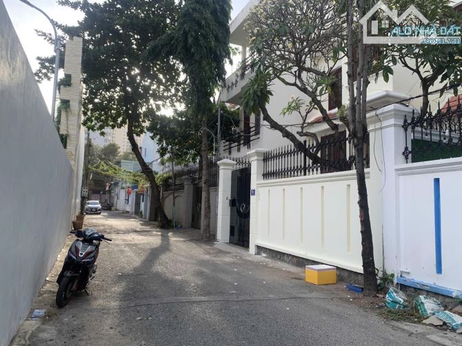 BÁN BIỆT THỰ CÁCH BIỂN 700M - DT 162M2 GIÁ CHỈ 15.5 TỶ - VÕ THỊ SÁU P2 VŨNG TÀU GẦN HỒ - 2